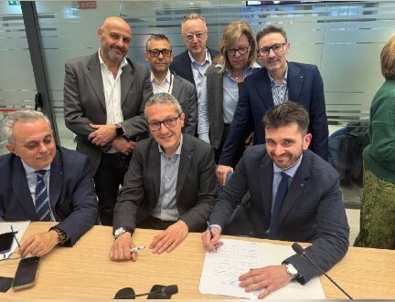 Contratto 2025-27, firmata la parte economica, D’Aprile: “Per la prima volta, dopo anni di ritardi, firmiamo un contratto non scaduto”